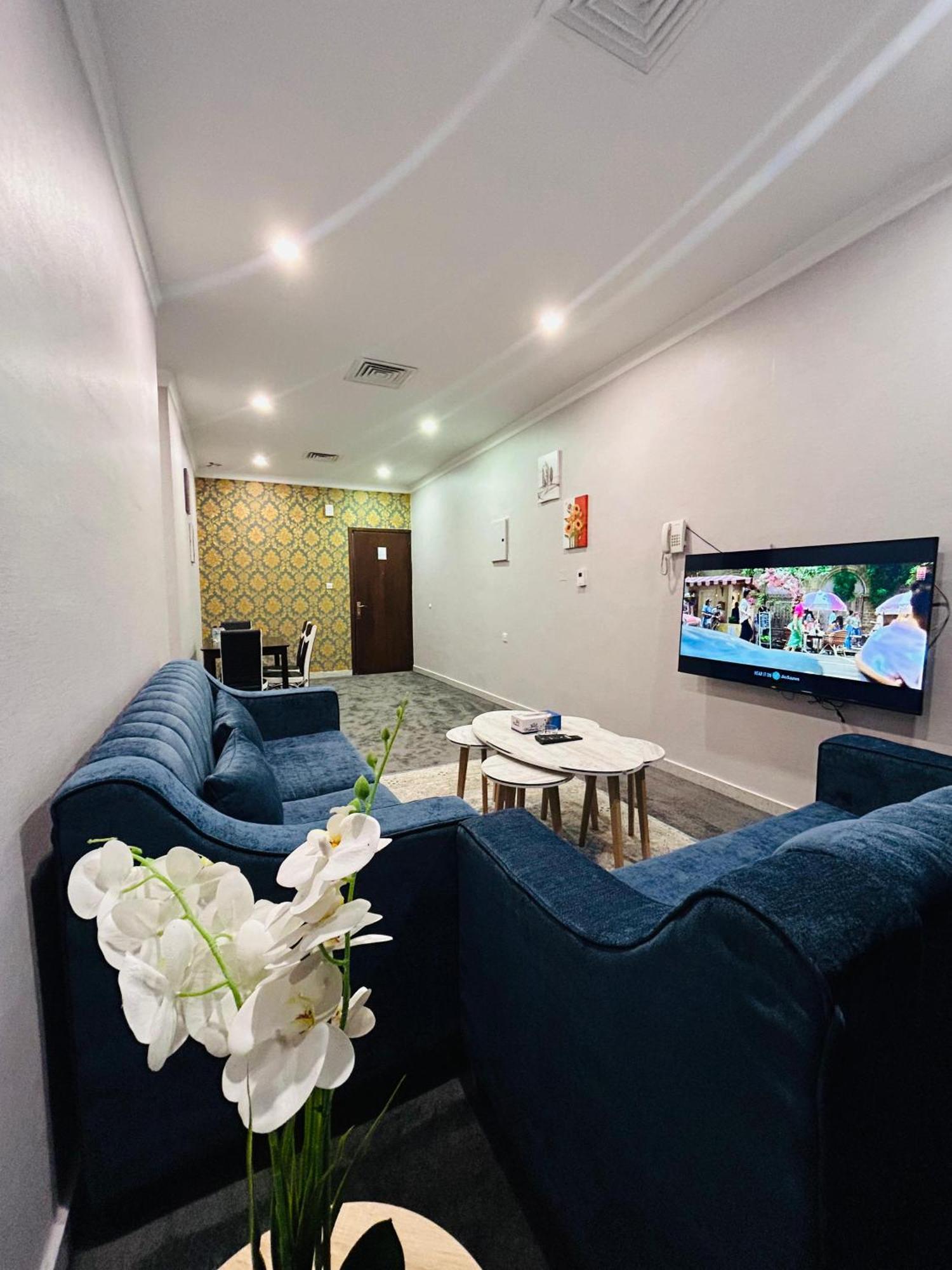 Апартаменты De Iris Regency Fahaheel Кувейт Экстерьер фото